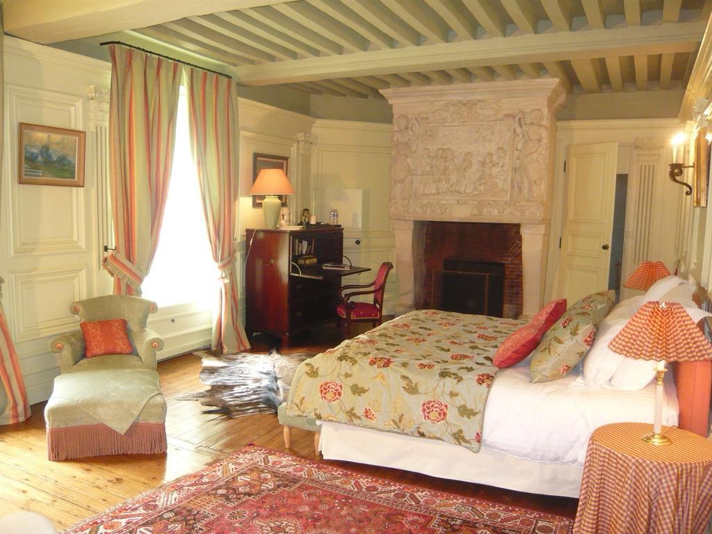Chateau De Beneauville Bed and Breakfast Petiville  Εξωτερικό φωτογραφία