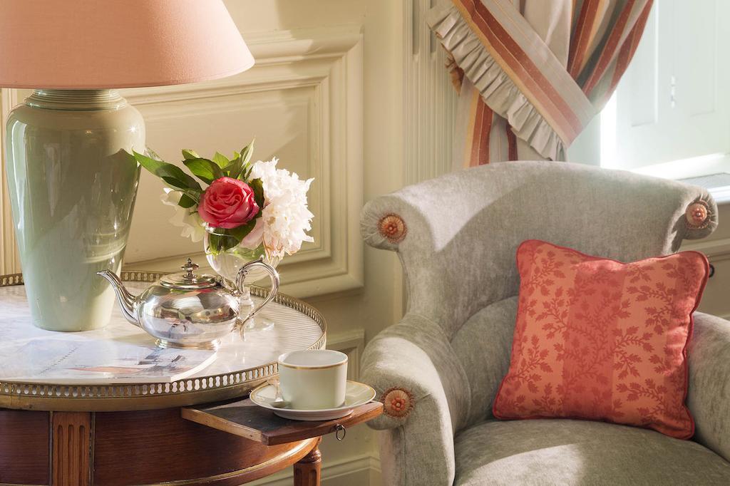Chateau De Beneauville Bed and Breakfast Petiville  Δωμάτιο φωτογραφία
